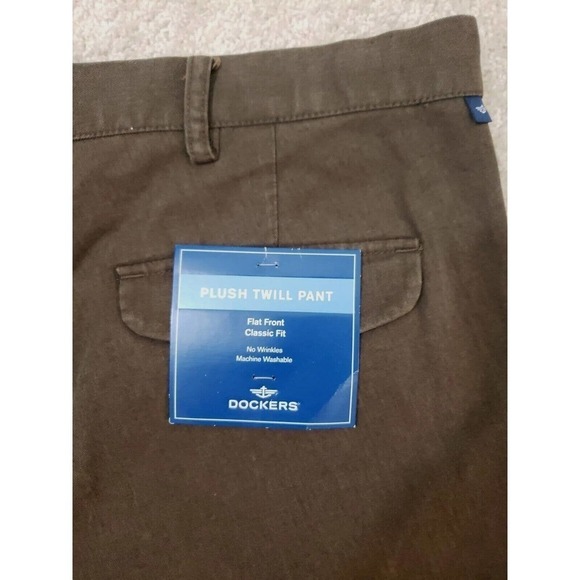 DOCKERS ~Men's 42×30~ Plush Twill Cotton Chino Pants Classic Fit Flat Front. - Picture 15 of 16